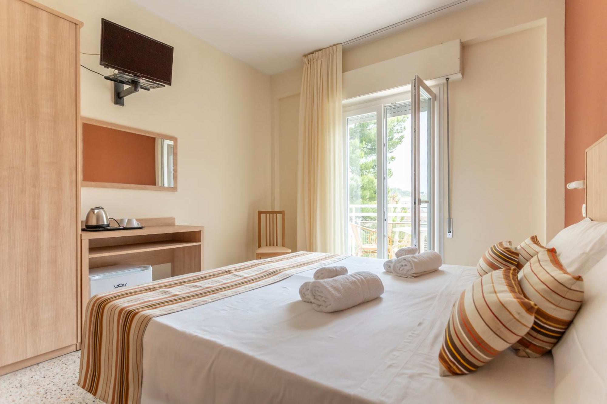Cormoran Hotel 2*
